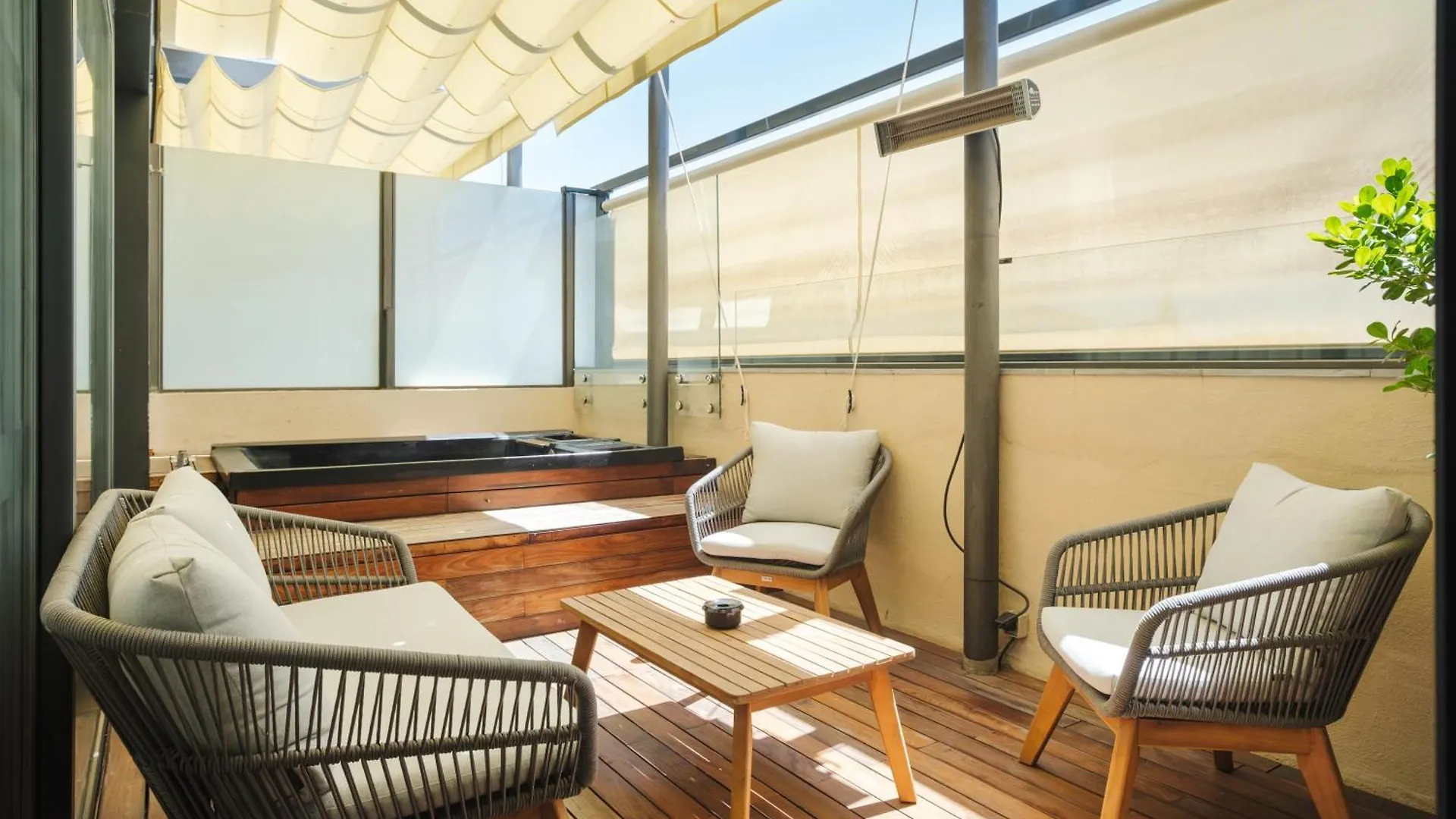 Hotel Lobby 세비야 5*,  스페인